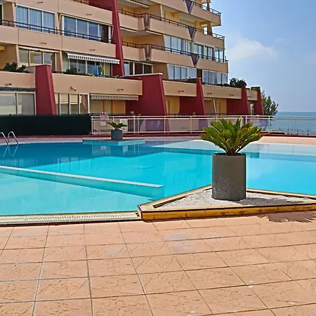 Spacieux Rez-De-Jardin A Sete Pour 6 Personnes Avec Terrasse - Fr-1-472A-171