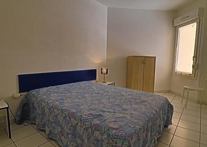 Appartement Spacieux Rez-De-Jardin A Sete Pour 6 Personnes Avec Terrasse - Fr-1-472A-171